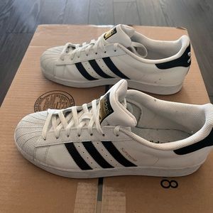 ADIDAS ORIGINALS White & Black Superstar Sneakers